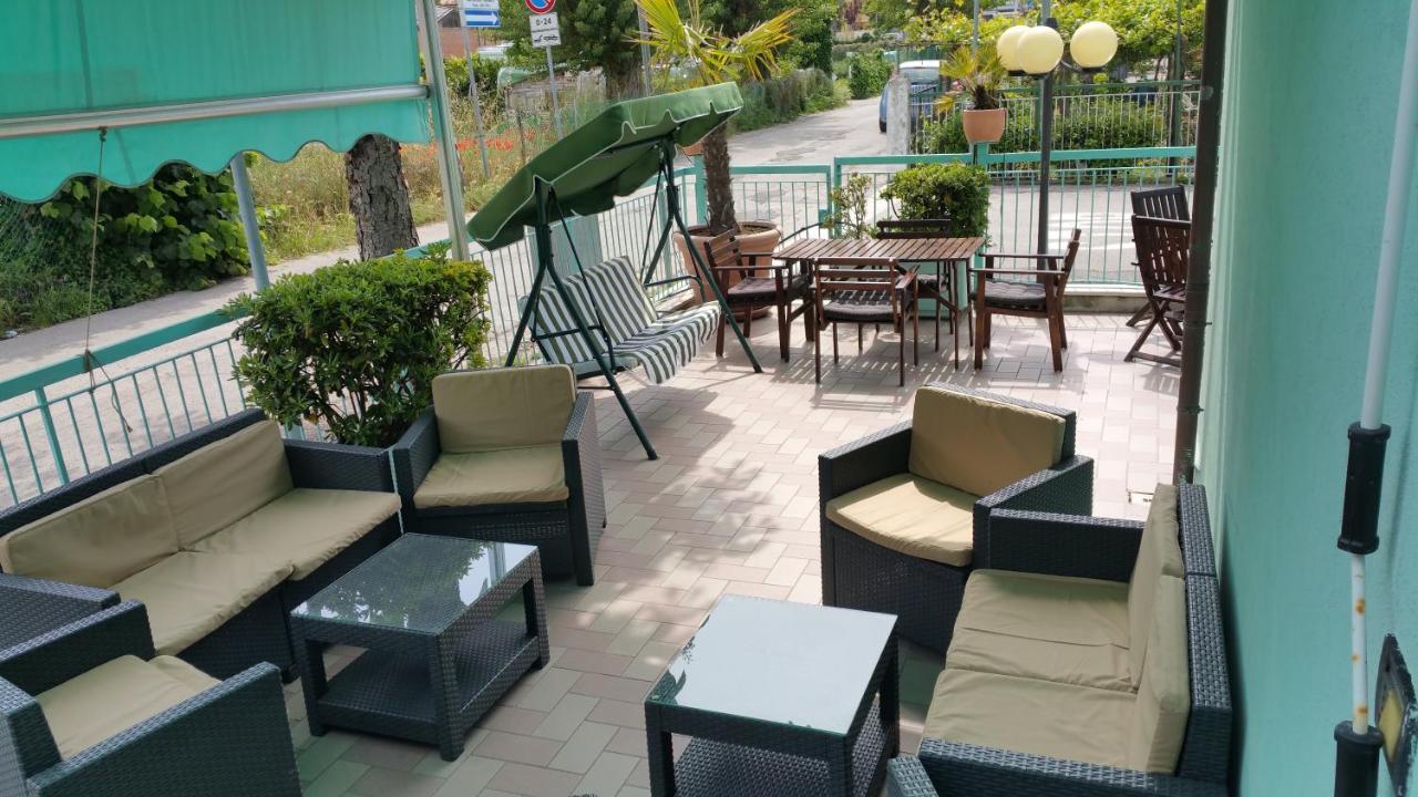 Hotel Savina Rimini Luaran gambar