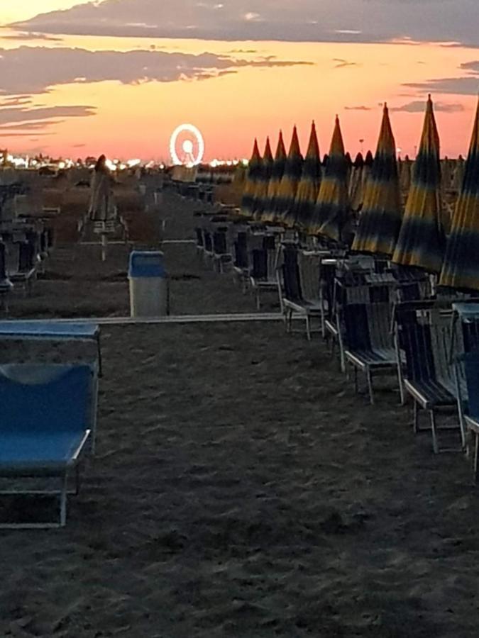 Hotel Savina Rimini Luaran gambar