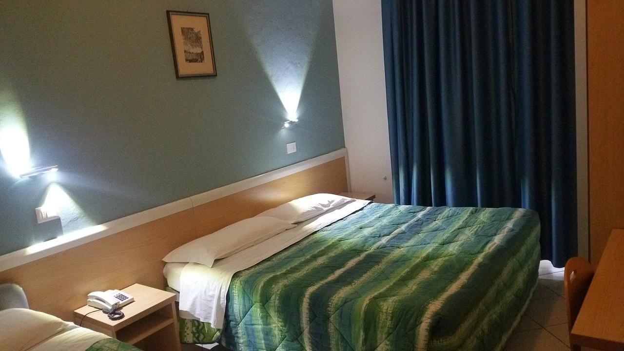 Hotel Savina Rimini Luaran gambar
